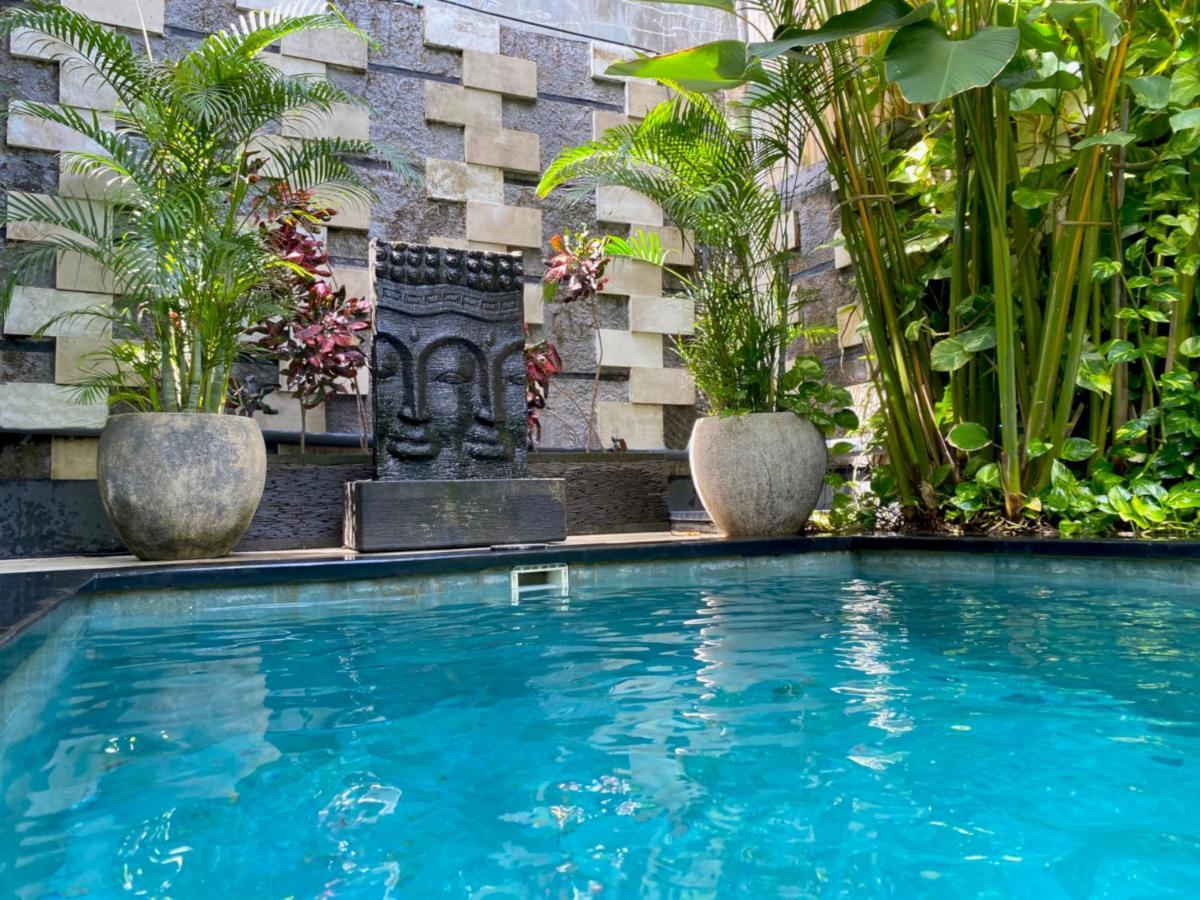 Villa Lily Seminyak Exterior photo